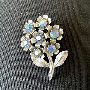 Vintage Floral Aurora Borealis Crystal Brooch